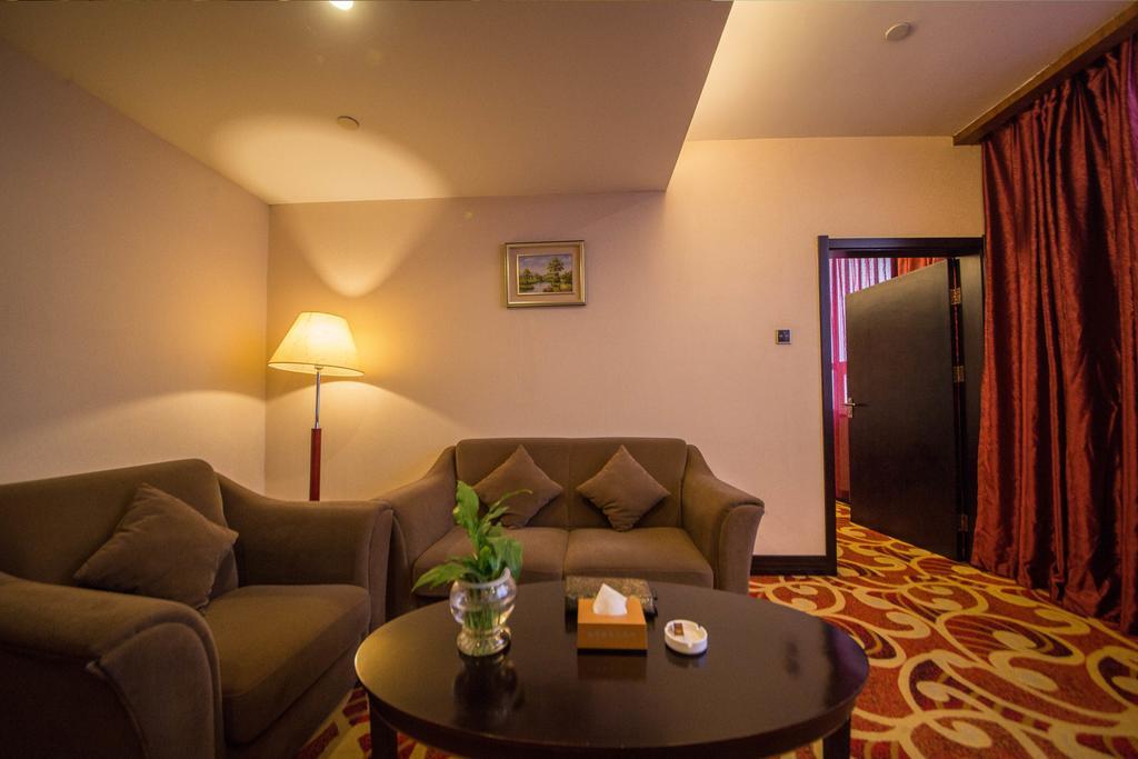 שיג'יאז'ואנג Jingzhou International Hotel מראה חיצוני תמונה