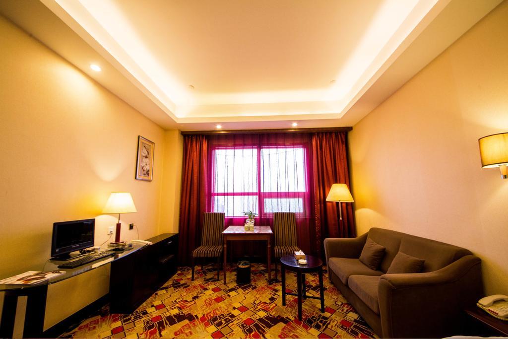 שיג'יאז'ואנג Jingzhou International Hotel מראה חיצוני תמונה