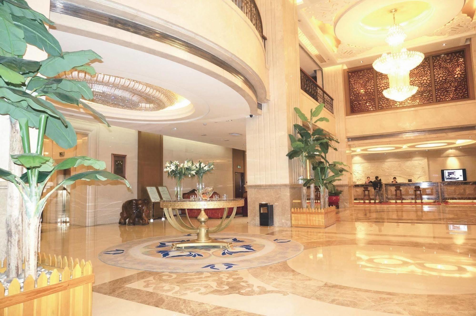 שיג'יאז'ואנג Jingzhou International Hotel מראה חיצוני תמונה