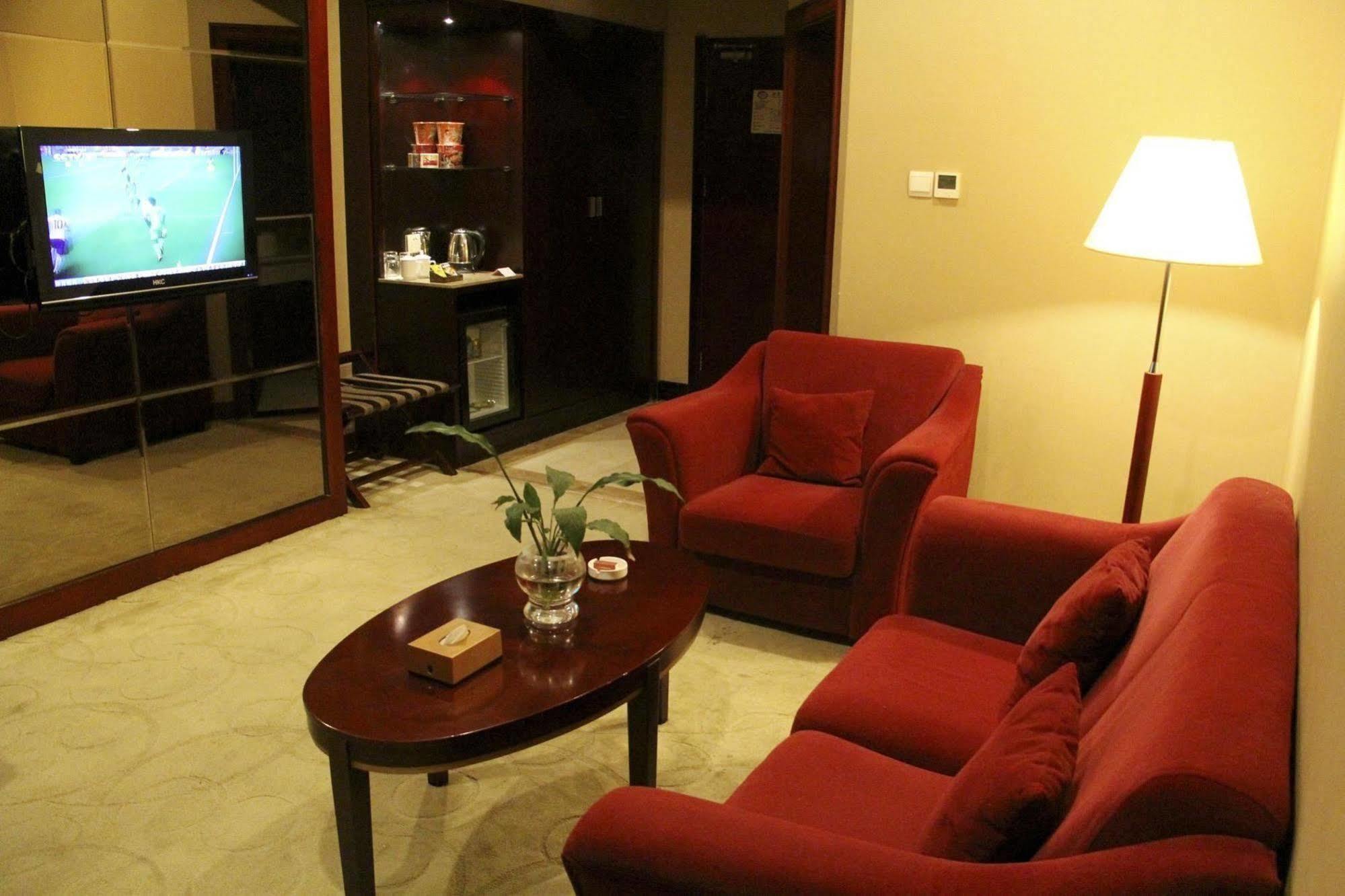 שיג'יאז'ואנג Jingzhou International Hotel מראה חיצוני תמונה