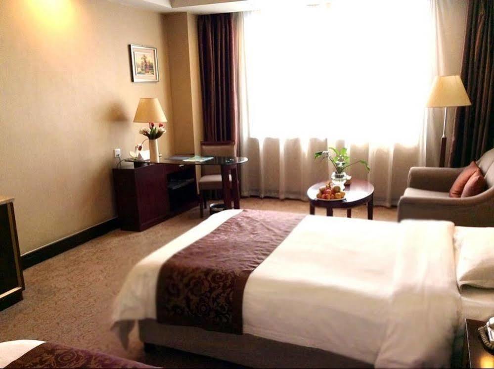 שיג'יאז'ואנג Jingzhou International Hotel מראה חיצוני תמונה