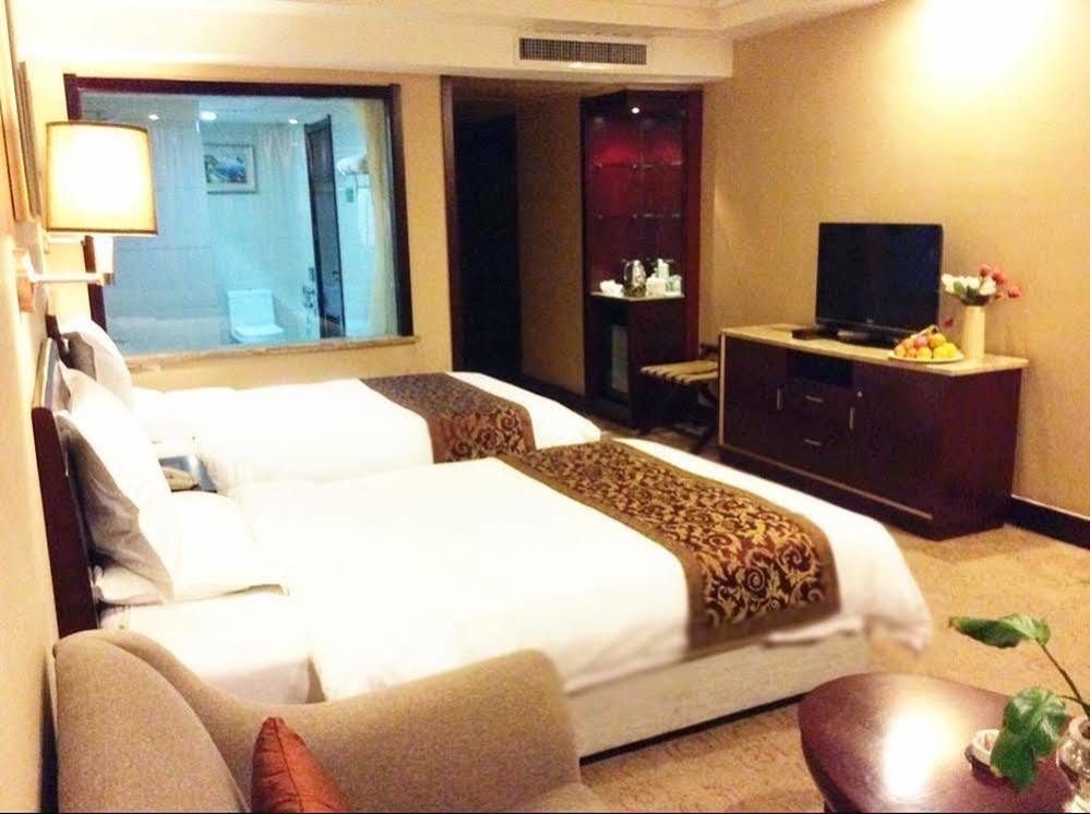שיג'יאז'ואנג Jingzhou International Hotel מראה חיצוני תמונה