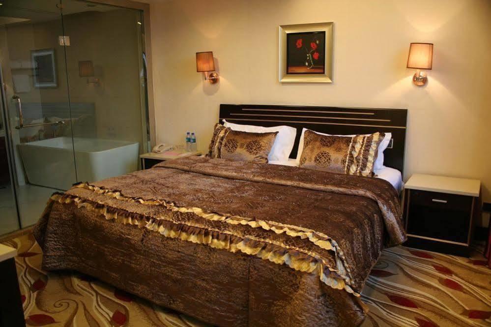 שיג'יאז'ואנג Jingzhou International Hotel מראה חיצוני תמונה